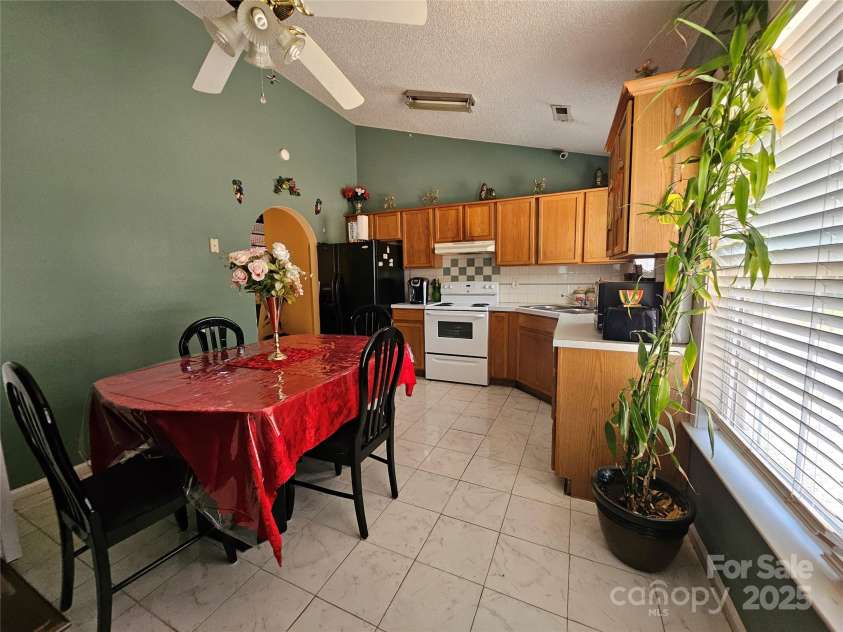 501 Johnson Street, Monroe, NC 28112.  MLS# CAR4267314, YatesRealty ID 18731. 