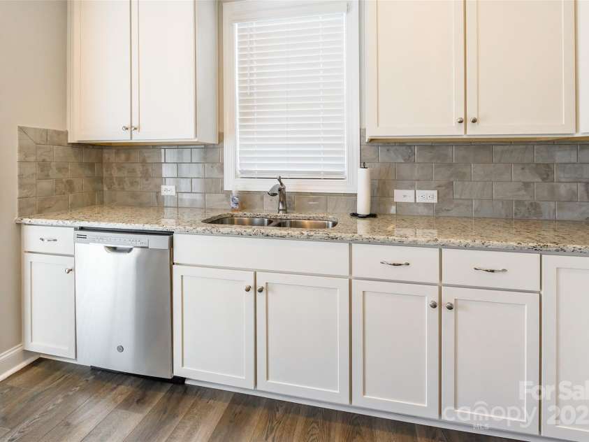 174 Pine Eagle Drive, Rock Hill, SC 29732.  MLS# CAR4266907, YatesRealty ID 18732. 