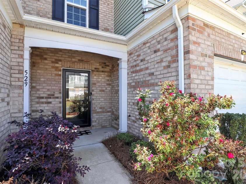 529 Hunters Dance Road, Fort Mill, SC 29708.  MLS# CAR4378431, YatesRealty ID 18732. 