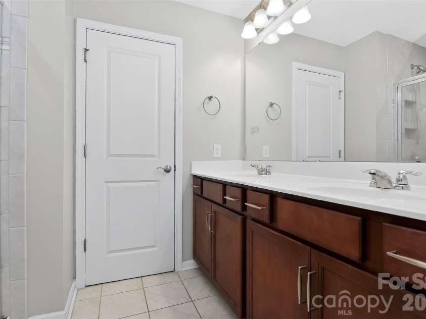529 Hunters Dance Road, Fort Mill, SC 29708.  MLS# CAR4378431, YatesRealty ID 18732. 