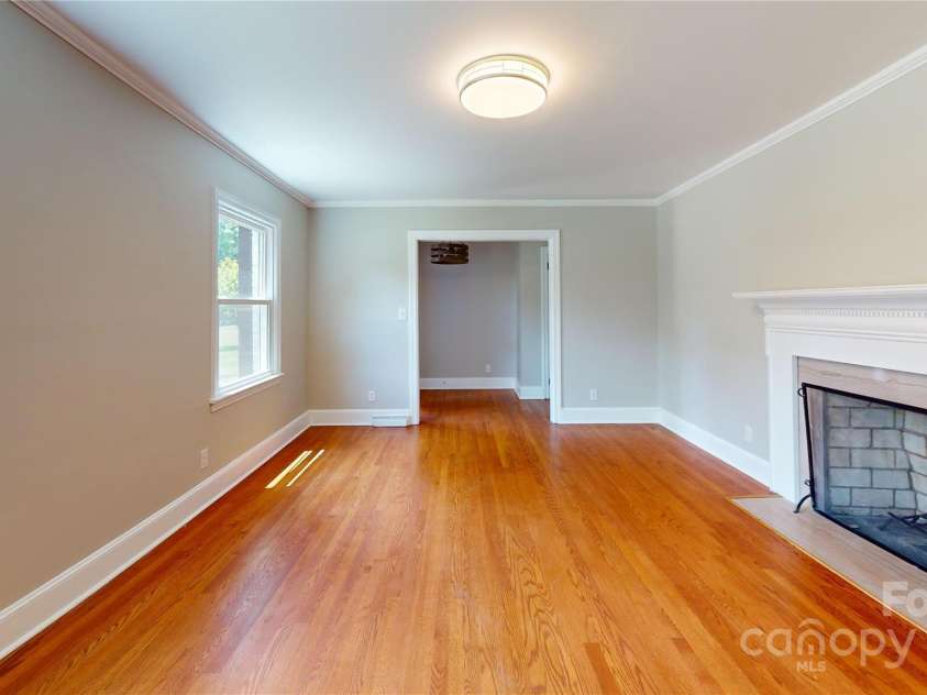 7101 City View Drive, Charlotte, NC 28212.  MLS# CAR4256840, YatesRealty ID 18733. 