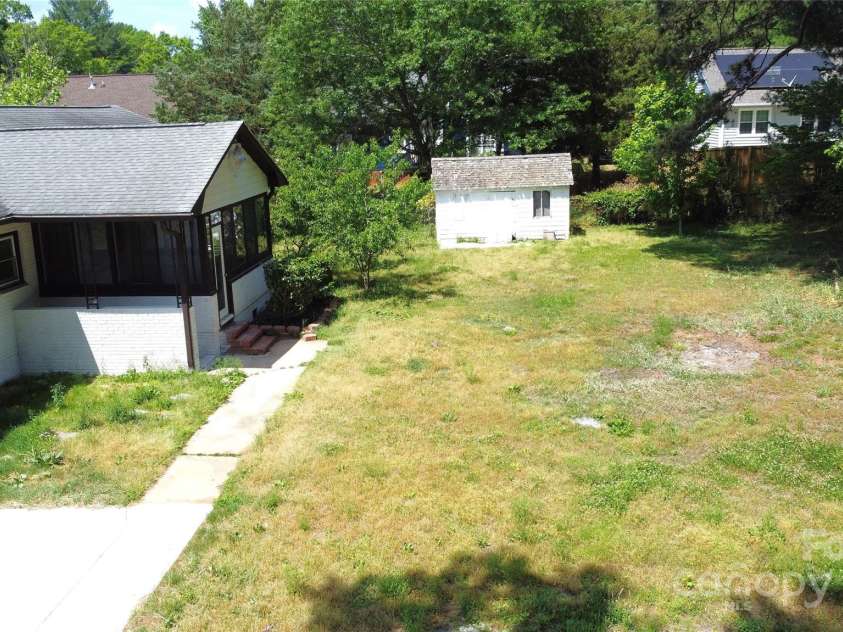 7101 City View Drive, Charlotte, NC 28212.  MLS# CAR4256840, YatesRealty ID 18733. 