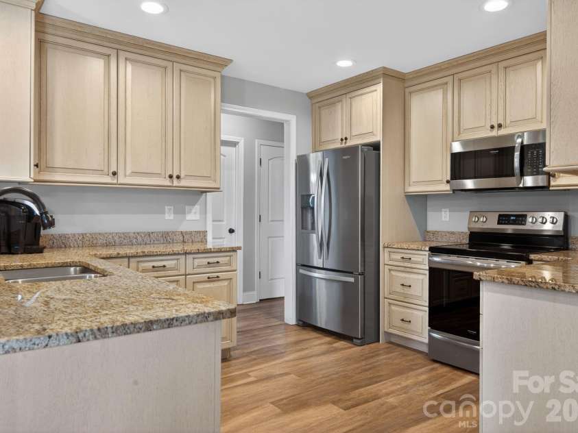 879 Doggett Road, Forest City, NC 28043.  MLS# CAR4378598, YatesRealty ID 18733. 