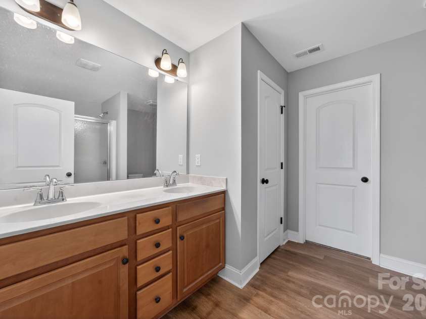 879 Doggett Road, Forest City, NC 28043.  MLS# CAR4378598, YatesRealty ID 18733. 