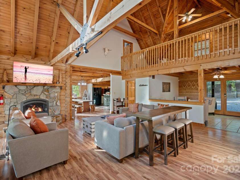 106 Mcnaron Lane, Mooresville, NC 28117.  MLS# CAR4224616, YatesRealty ID 18734. 