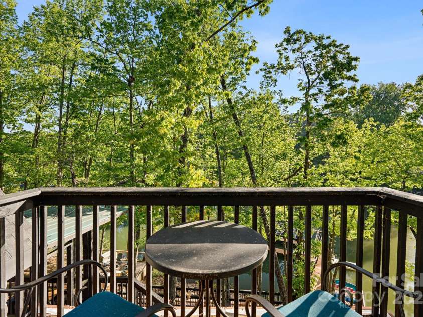 106 Mcnaron Lane, Mooresville, NC 28117.  MLS# CAR4224616, YatesRealty ID 18734. 