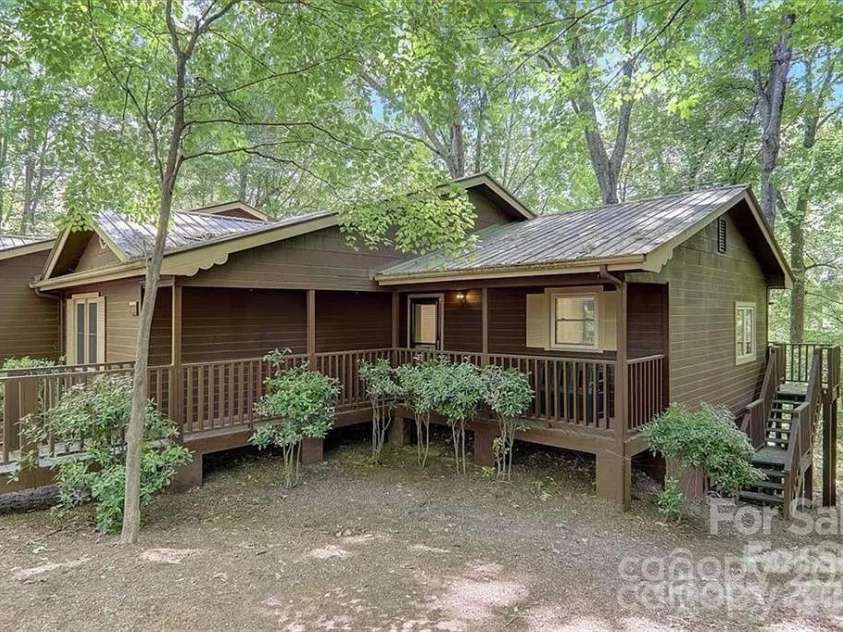 385 Whitney Boulevard, Lake Lure, NC 28746.  MLS# CAR4351319, YatesRealty ID 18735. 