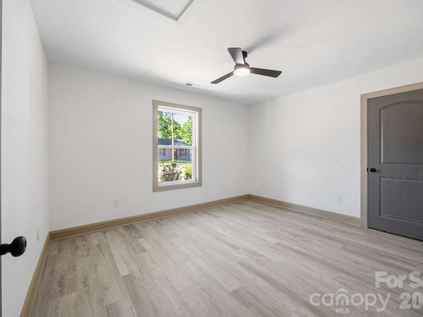 308 HIGHLAND Avenue, Concord, NC 28027.  MLS# CAR4371014, YatesRealty ID 18736. 