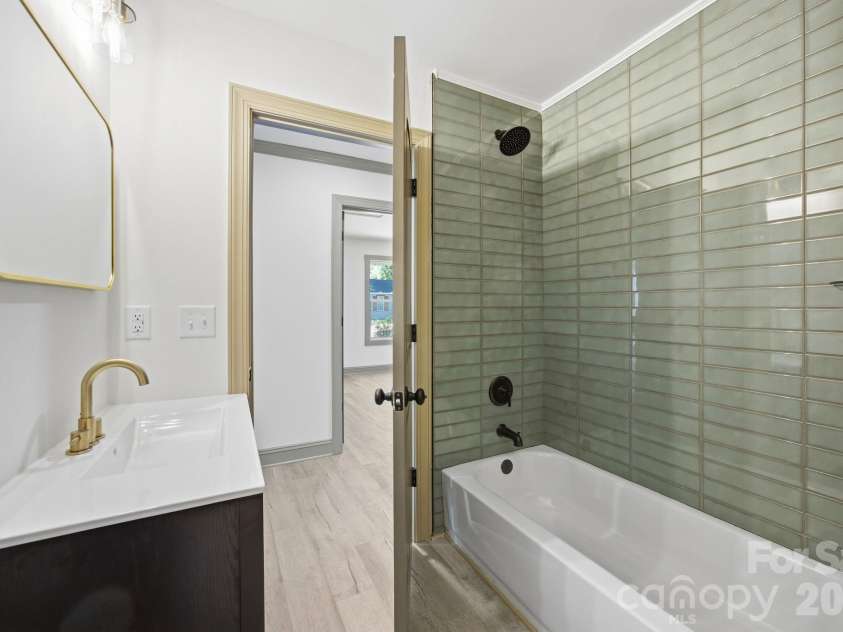 308 HIGHLAND Avenue, Concord, NC 28027.  MLS# CAR4371014, YatesRealty ID 18736. 
