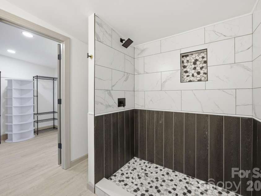 308 HIGHLAND Avenue, Concord, NC 28027.  MLS# CAR4371014, YatesRealty ID 18736. Master Shower