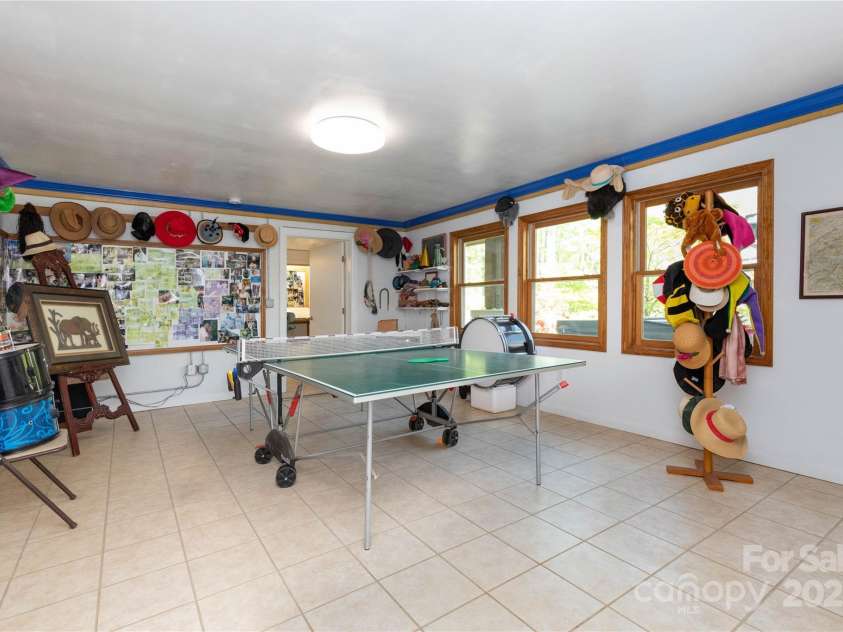 28 & 29 Spruce Chase Lane, Swannanoa, NC 28778.  MLS# CAR4251000, YatesRealty ID 18737. Apartment Game Room