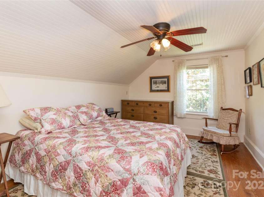 28 & 29 Spruce Chase Lane, Swannanoa, NC 28778.  MLS# CAR4251000, YatesRealty ID 18737. Bedroom 2