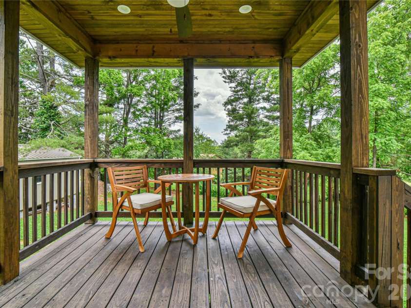 71 and 73 Panorama Drive, Asheville, NC 28806.  MLS# CAR4378085, YatesRealty ID 18737. 