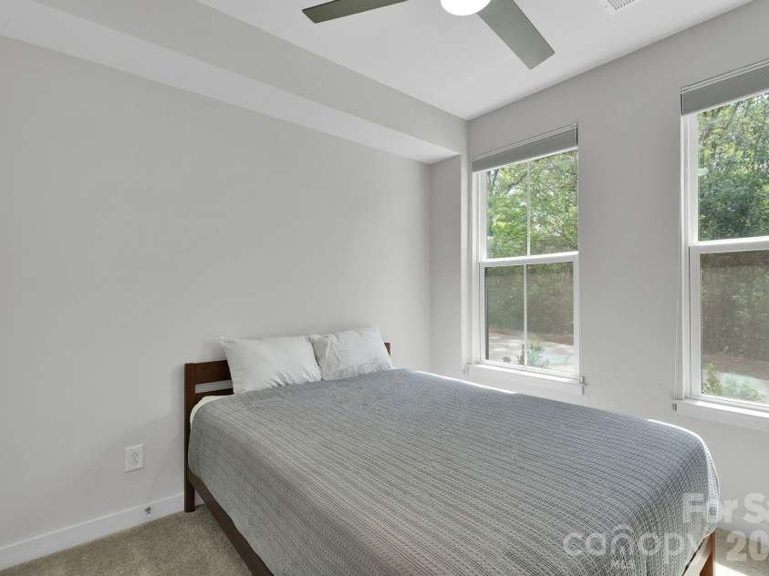 336 Twinflower Lane, Charlotte, NC 28205.  MLS# CAR4367102, YatesRealty ID 18739. Entry level guest room 