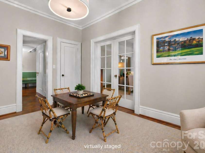 700 Queens Road, Charlotte, NC 28207.  MLS# CAR4366569, YatesRealty ID 18741. 