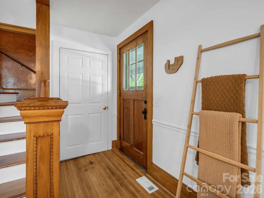 363 Etowah School Road, Hendersonville, NC 28739.  MLS# CAR4409741, YatesRealty ID 18743. 
