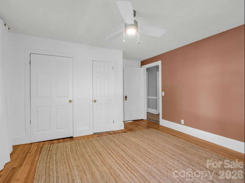 363 Etowah School Road, Hendersonville, NC 28739.  MLS# CAR4409741, YatesRealty ID 18743. 