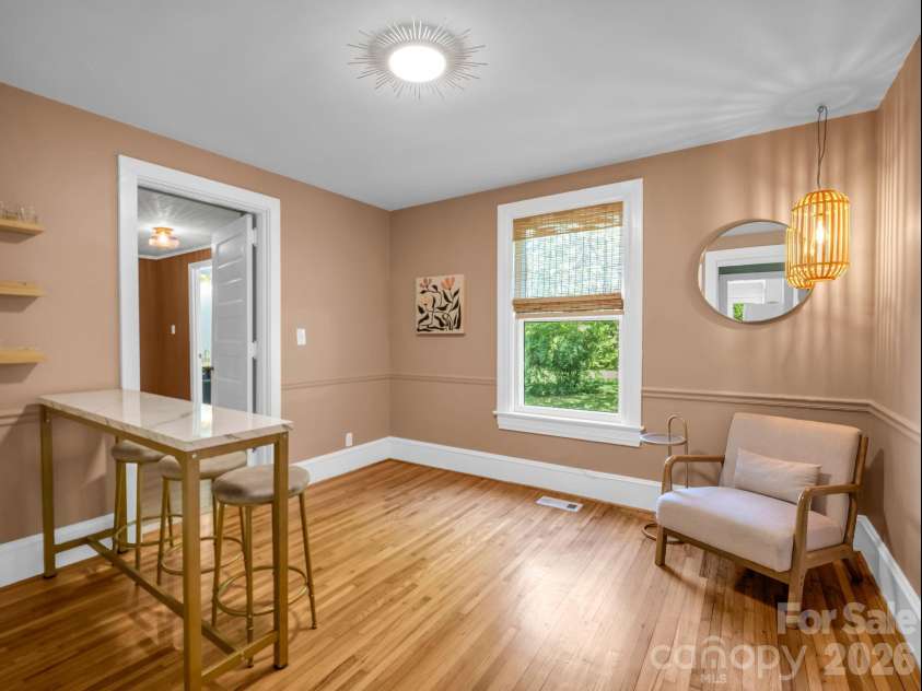 363 Etowah School Road, Hendersonville, NC 28739.  MLS# CAR4409741, YatesRealty ID 18743. 