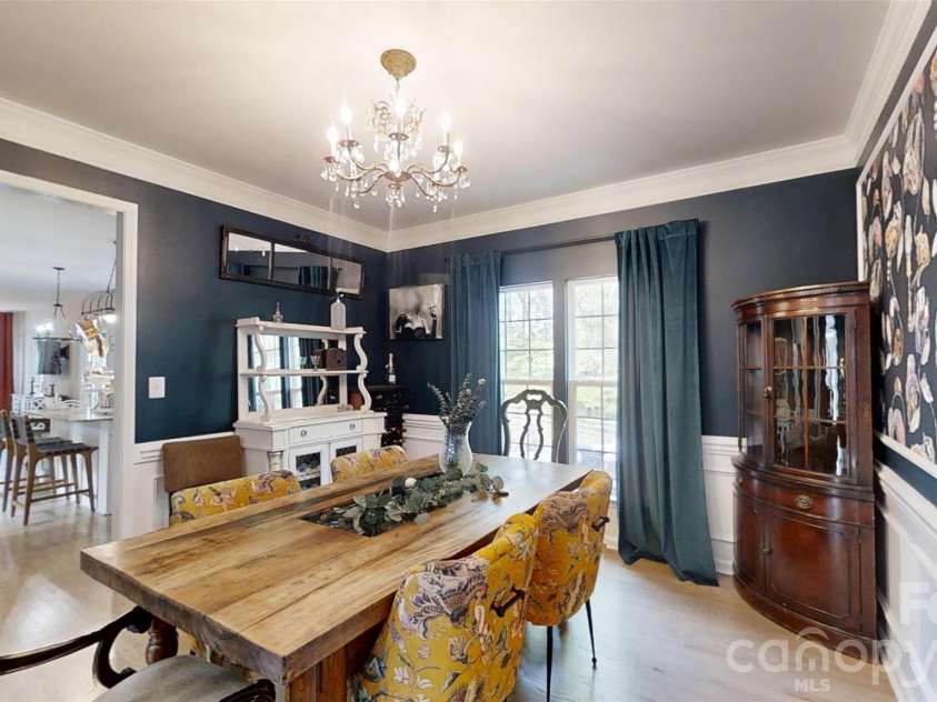 112 Huntly Lane, Mooresville, NC 28115.  MLS# CAR4369281, YatesRealty ID 18745. 