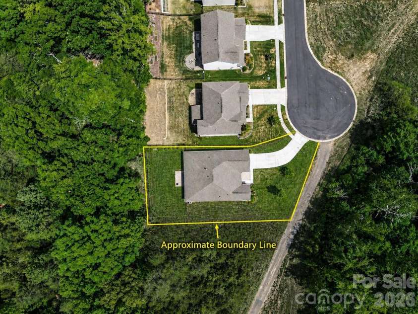 10883 Sparkle Creek Drive, Midland, NC 28107.  MLS# CAR4376568, YatesRealty ID 18746. 