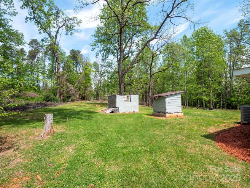 105 Strickland Lane, Bessemer City, NC 28016.  MLS# CAR4252605, YatesRealty ID 18747. 