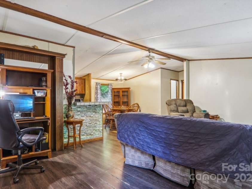 138 Buddy Lane, Chimney Rock, NC 28720.  MLS# CAR4326250, YatesRealty ID 1875. 