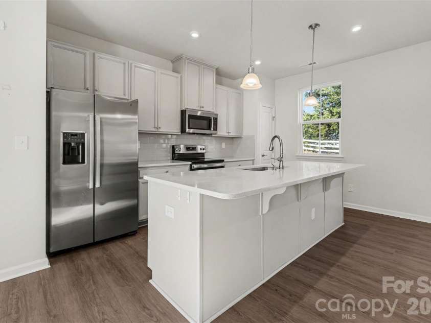 2638 Grantham Place Drive, Fort Mill, SC 29715.  MLS# CAR4346930, YatesRealty ID 1875. 