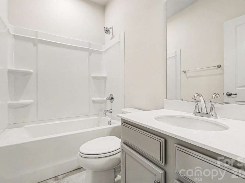 2638 Grantham Place Drive, Fort Mill, SC 29715.  MLS# CAR4346930, YatesRealty ID 1875. 