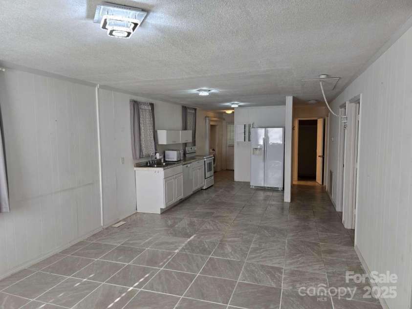 3112 Kendrick Road, Gastonia, NC 28056.  MLS# CAR4263197, YatesRealty ID 18751. 