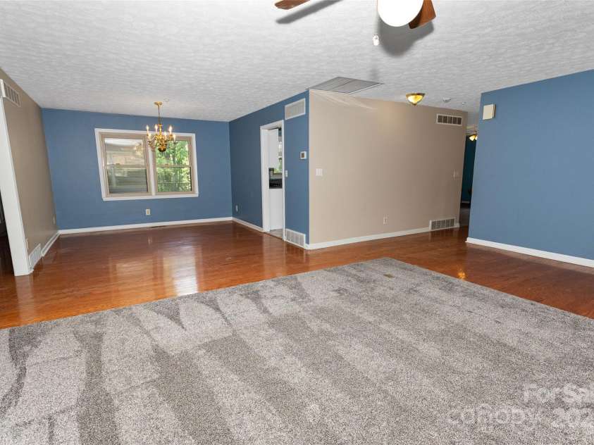 159 Amble Lane, Fletcher, NC 28732.  MLS# CAR4248015, YatesRealty ID 18753. 