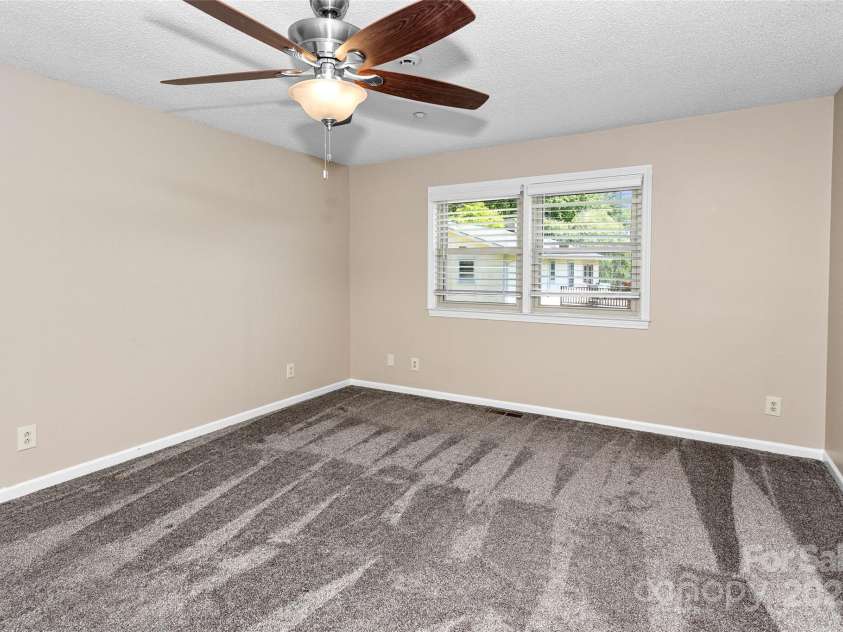 159 Amble Lane, Fletcher, NC 28732.  MLS# CAR4248015, YatesRealty ID 18753. 