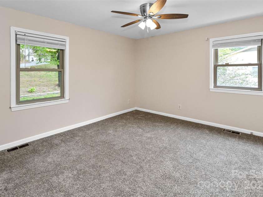 159 Amble Lane, Fletcher, NC 28732.  MLS# CAR4248015, YatesRealty ID 18753. 