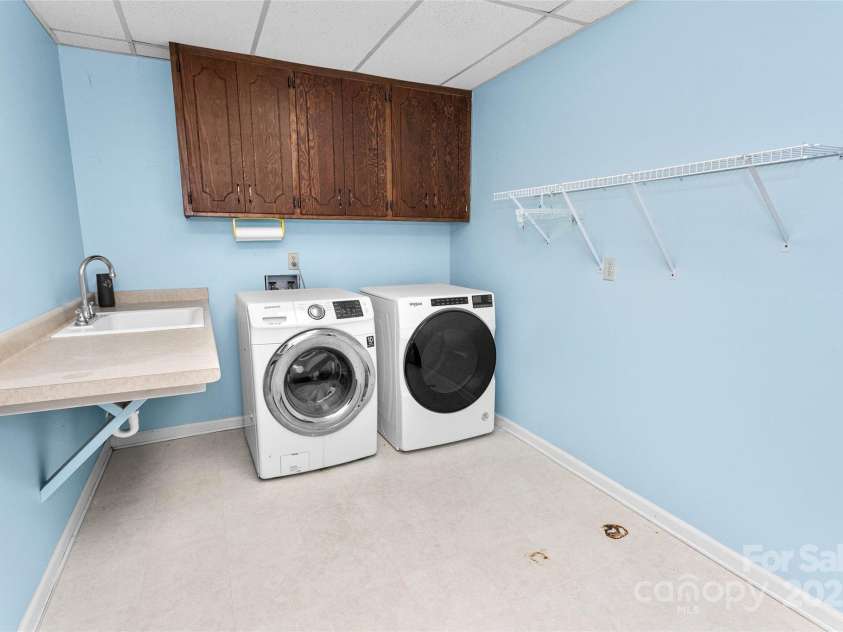 159 Amble Lane, Fletcher, NC 28732.  MLS# CAR4248015, YatesRealty ID 18753. 