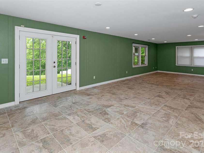 159 Amble Lane, Fletcher, NC 28732.  MLS# CAR4248015, YatesRealty ID 18753. 