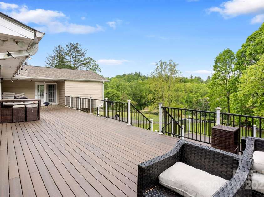 159 Amble Lane, Fletcher, NC 28732.  MLS# CAR4248015, YatesRealty ID 18753. 