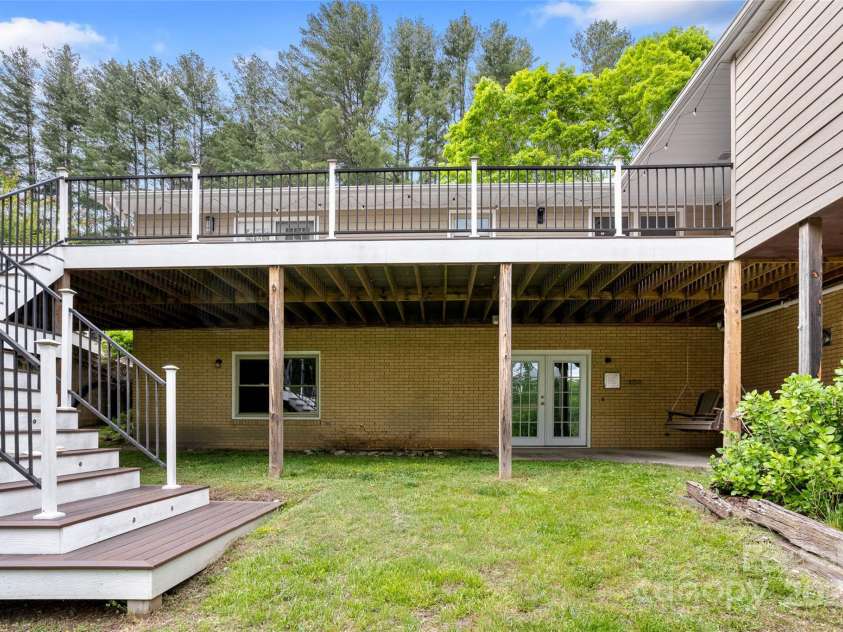 159 Amble Lane, Fletcher, NC 28732.  MLS# CAR4248015, YatesRealty ID 18753. 