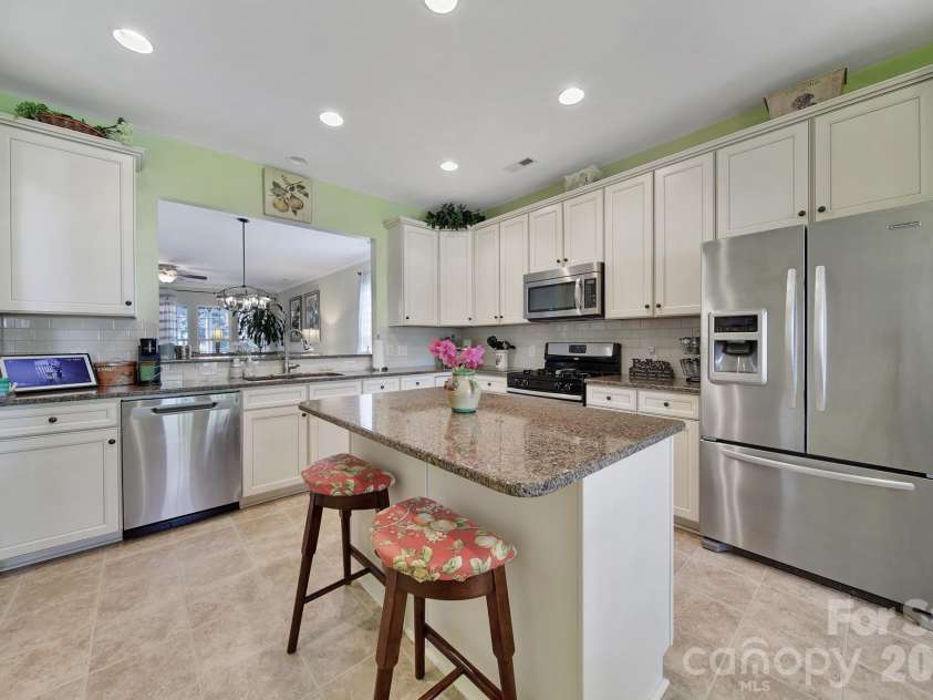 3021 Voyageurs Way, Fort Mill, SC 29707.  MLS# CAR4375079, YatesRealty ID 18753. 