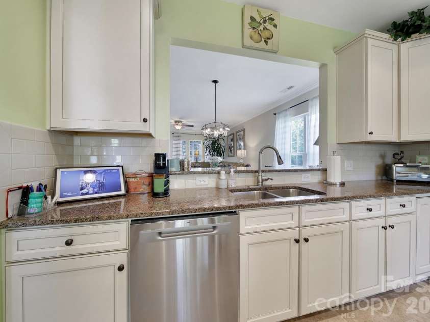 3021 Voyageurs Way, Fort Mill, SC 29707.  MLS# CAR4375079, YatesRealty ID 18753. 