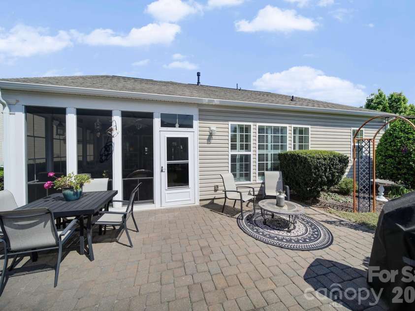 3021 Voyageurs Way, Fort Mill, SC 29707.  MLS# CAR4375079, YatesRealty ID 18753. 