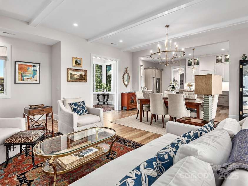 162 Riverbend Forest Drive, Asheville, NC 28805.  MLS# CAR4238512, YatesRealty ID 18754. 