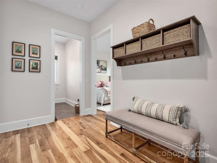 162 Riverbend Forest Drive, Asheville, NC 28805.  MLS# CAR4238512, YatesRealty ID 18754. 