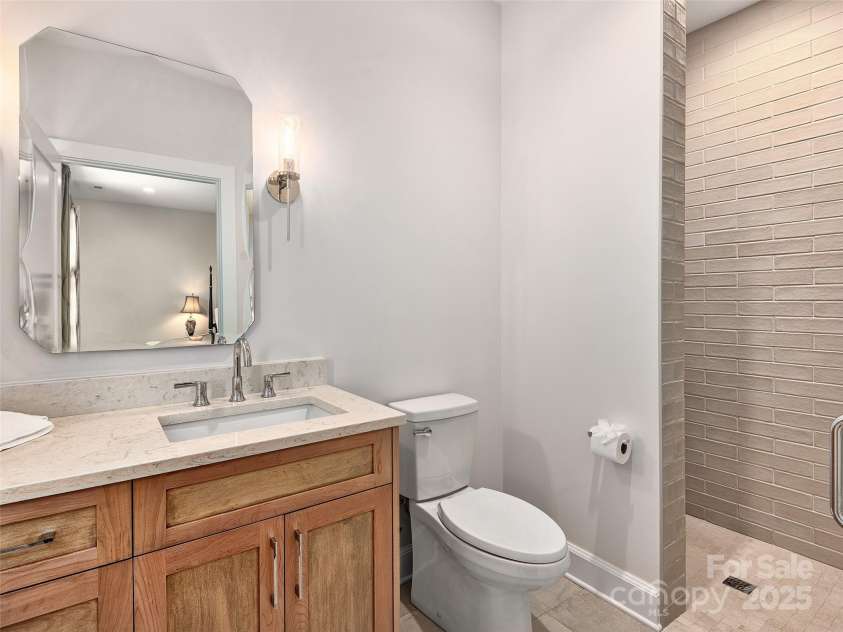 162 Riverbend Forest Drive, Asheville, NC 28805.  MLS# CAR4238512, YatesRealty ID 18754. 