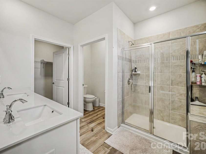 1737 Otter Perch Lane, Fort Mill, SC 29715.  MLS# CAR4402441, YatesRealty ID 18754. 