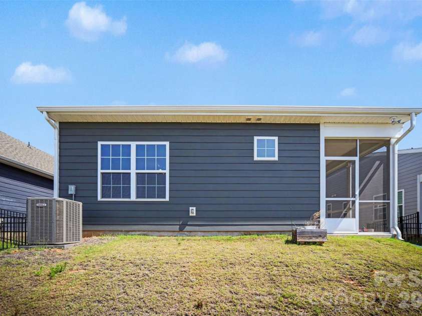 1737 Otter Perch Lane, Fort Mill, SC 29715.  MLS# CAR4402441, YatesRealty ID 18754. 