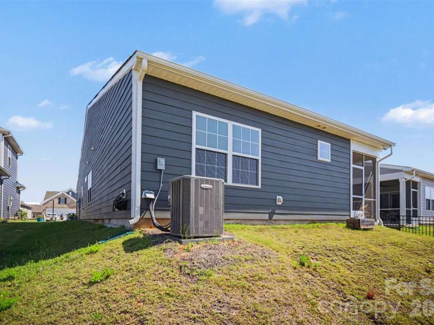1737 Otter Perch Lane, Fort Mill, SC 29715.  MLS# CAR4402441, YatesRealty ID 18754. 