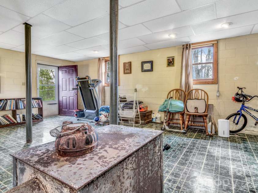 251 Reid Street, Marion, NC 28752.  MLS# CAR4360819, YatesRealty ID 18755. 