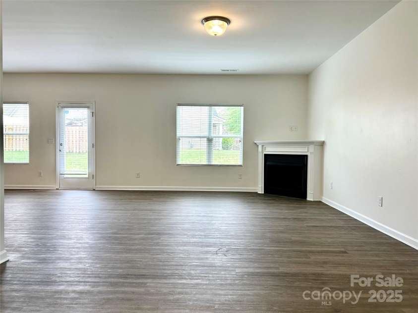 6565 Hasley Woods Drive, Huntersville, NC 28078.  MLS# CAR4239508, YatesRealty ID 18755. 