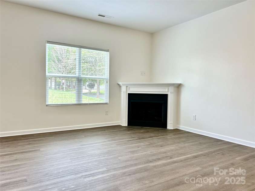 6565 Hasley Woods Drive, Huntersville, NC 28078.  MLS# CAR4239508, YatesRealty ID 18755. 