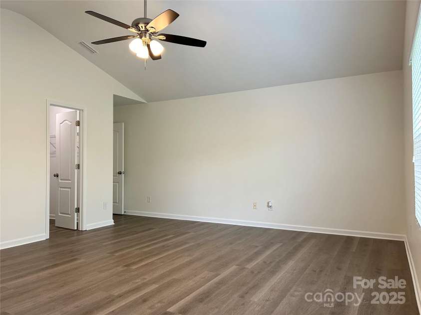 6565 Hasley Woods Drive, Huntersville, NC 28078.  MLS# CAR4239508, YatesRealty ID 18755. 