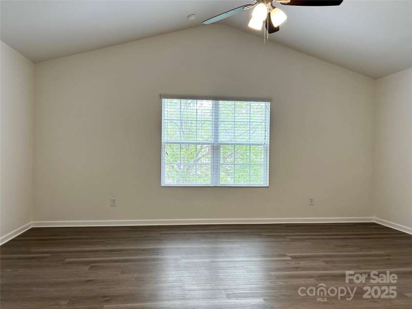 6565 Hasley Woods Drive, Huntersville, NC 28078.  MLS# CAR4239508, YatesRealty ID 18755. 